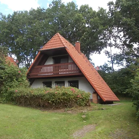 Holiday home Finnhaeuser Am Vogelpark - Haus Brizi